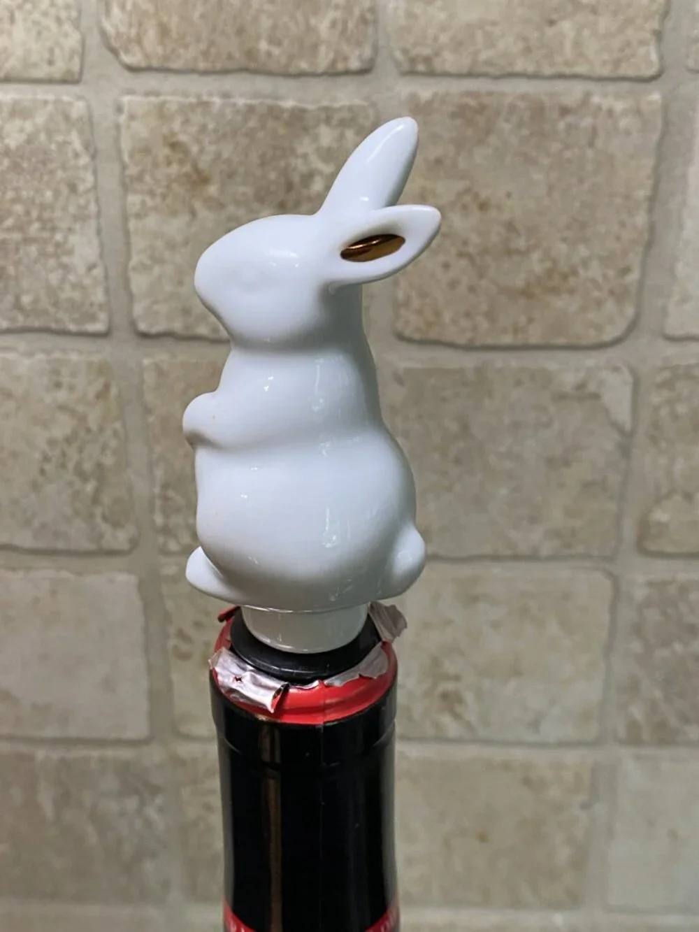 Threshold Sleek White Porcelain Bunny Rabbit Bottle Stopper w/Gold Accented Ears
